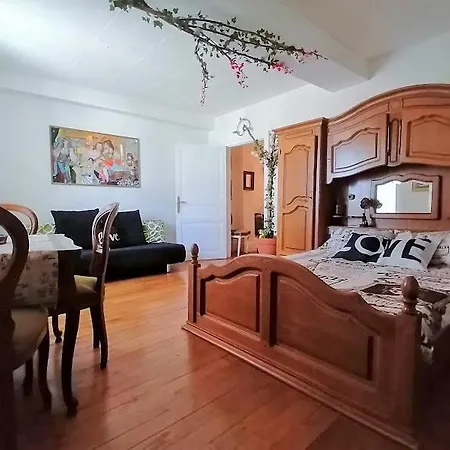 Bed & Breakfast D Hotes Le Labyrinthe Du Peintre *