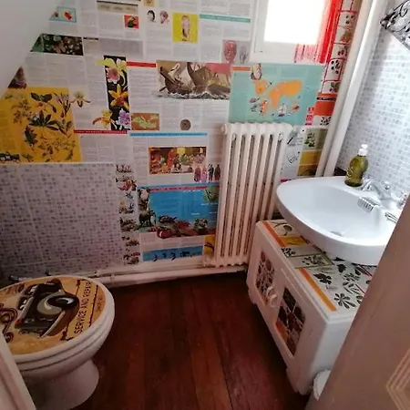 D Hotes Le Labyrinthe Du Peintre *