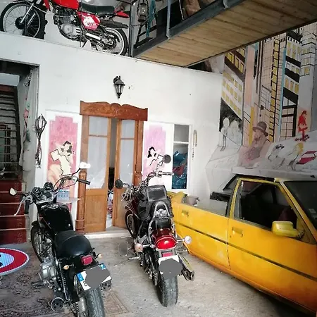 D Hotes Le Labyrinthe Du Peintre Bransat