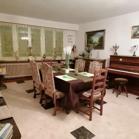 Bed & Breakfast D Hotes Le Labyrinthe Du Peintre *