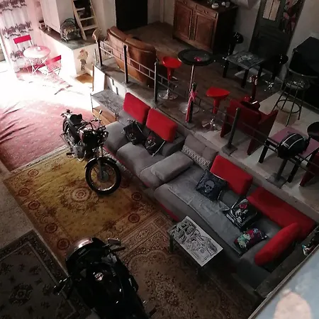 D Hotes Le Labyrinthe Du Peintre Bed & Breakfast
